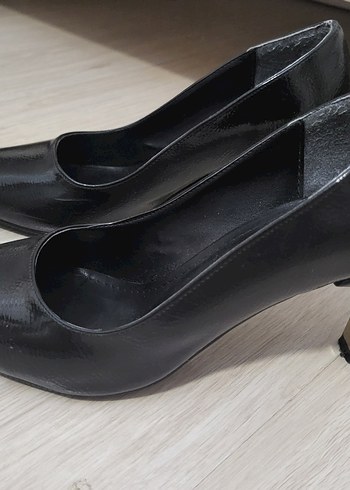 Siyah Tokalı Stiletto Topuklu Kadın Ayakkabı - Görsel 2