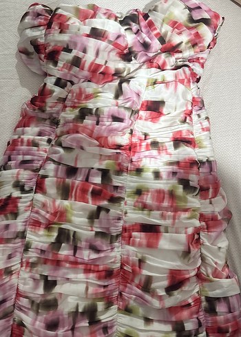 Çok Renkli Straplez Pilili Uzun Abiye Elbise - Görsel 2