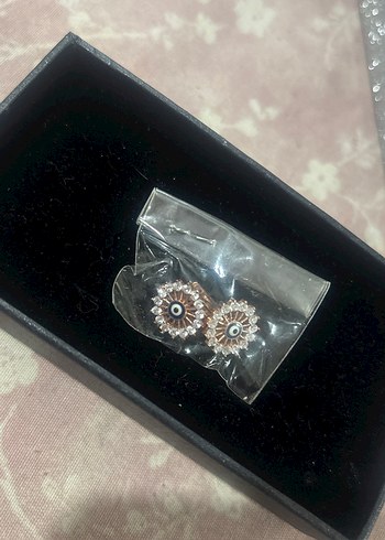 Bej Pul Detaylı Midi Küpe - Görsel 5