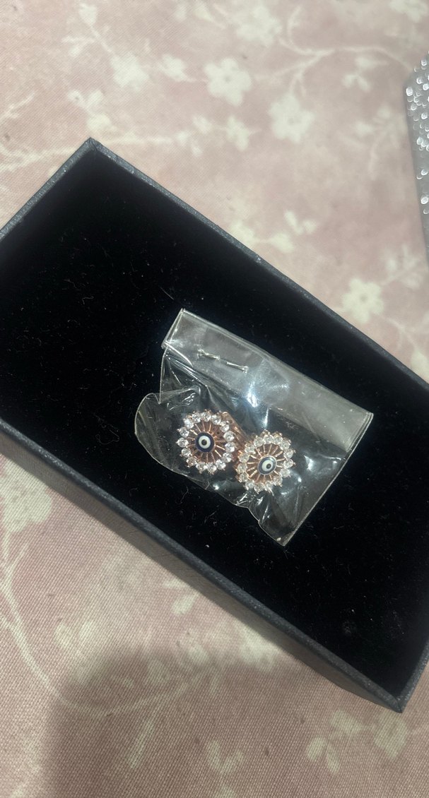 Bej Pul Detaylı Midi Küpe - Görsel 4