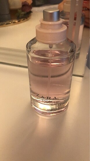 Zara rose parfüm