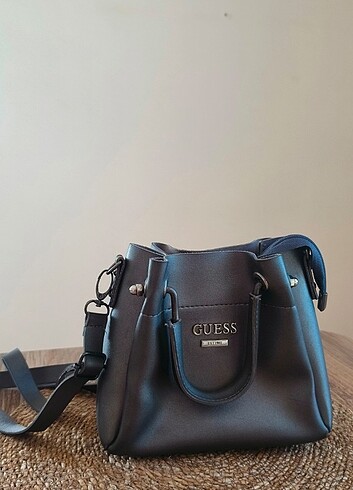 Guess çanta 