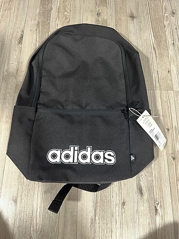 Beden adidas sırt çantası büyük boy -yeni-