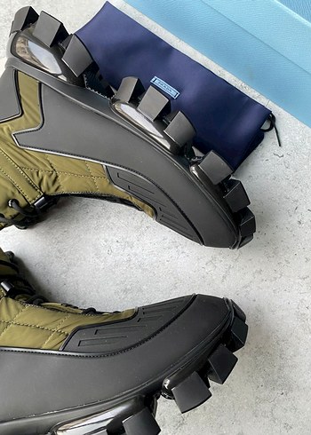 Prada Clodbust Thunder - Görsel 2