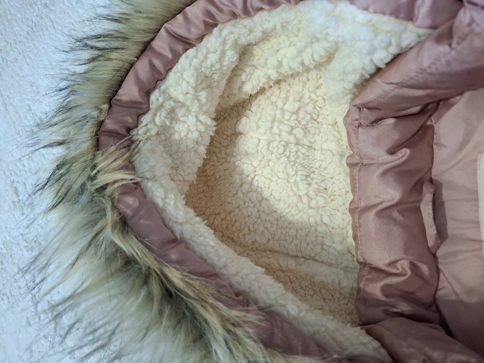 Kız Çocuk Bej Kürklü Yelek - Görsel 5