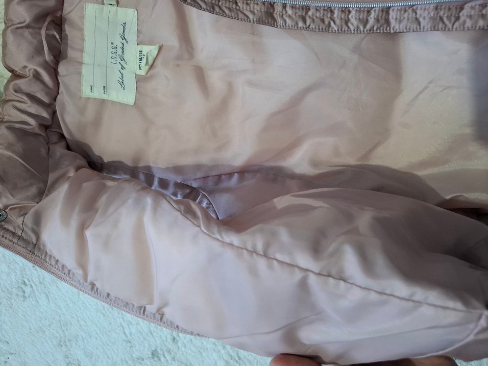 Kız Çocuk Bej Kürklü Yelek - Görsel 4