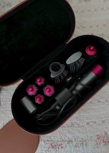 Dyson Pembe Saç Şekillendirici Seti