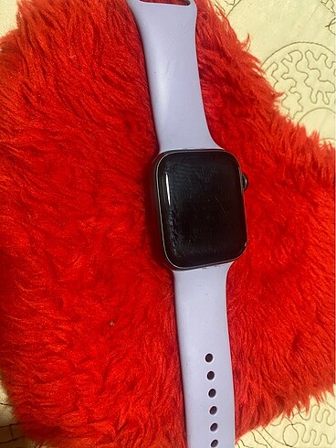 Apple Watch SE 44mm Alüminyum ? Orijinal Şarj + Kordon ? Temiz