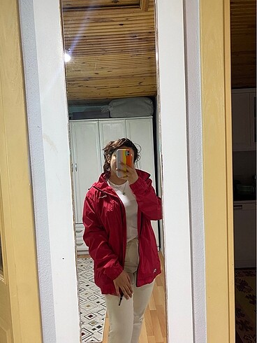 Nike yağmurluk