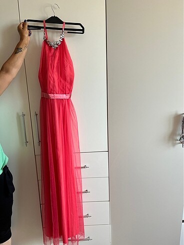 Pembe abiye