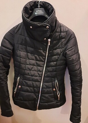 Bershka mont