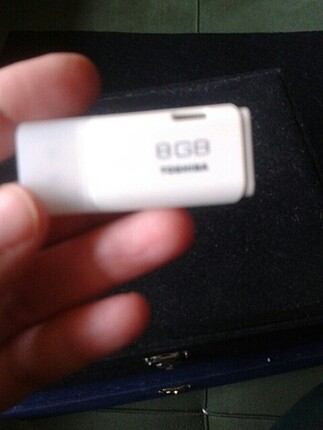Toshiba usb 8 GB