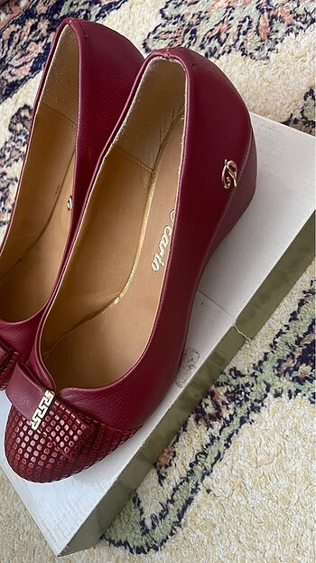 39 Beden bordo Renk DOLGU TOPUK BABET