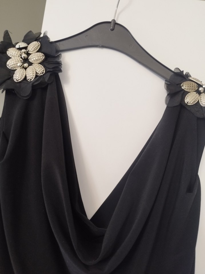 Drapeli V Yakalı Siyah Uzun tulum - Görsel 2