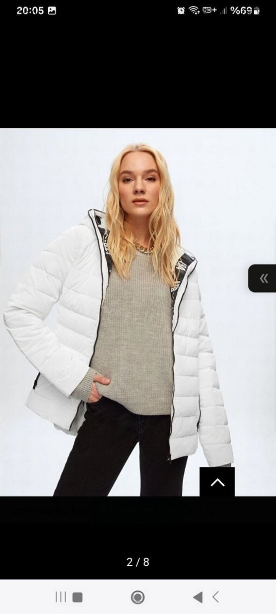 Kapüşonlu Beyaz Kadın Mont - Görsel 2