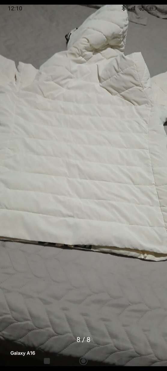 Kapüşonlu Beyaz Kadın Mont - Görsel 5