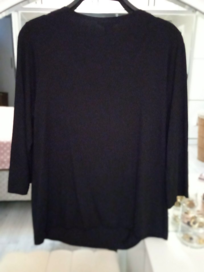 Siyah Bluz - Görsel 2