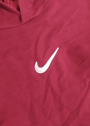 l Beden kırmızı Renk Nike logolu hoddie