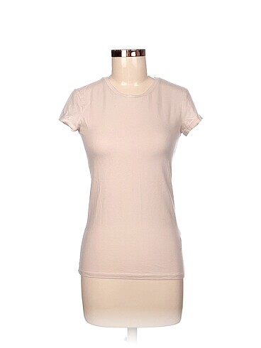 Diğer T-shirt %70 İndirimli.