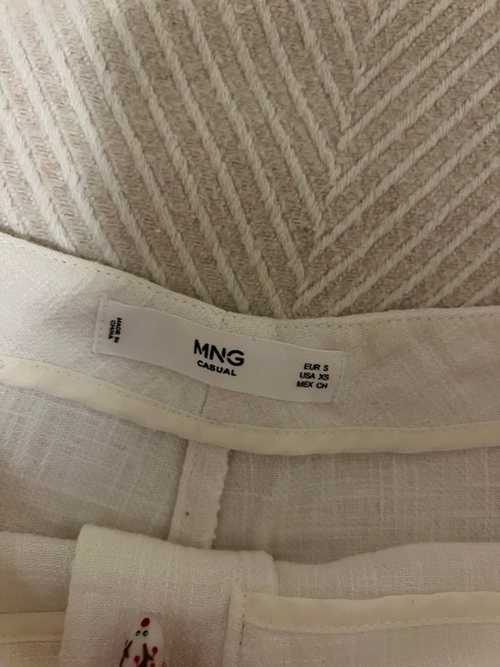 Beyaz keten şort - Görsel 2