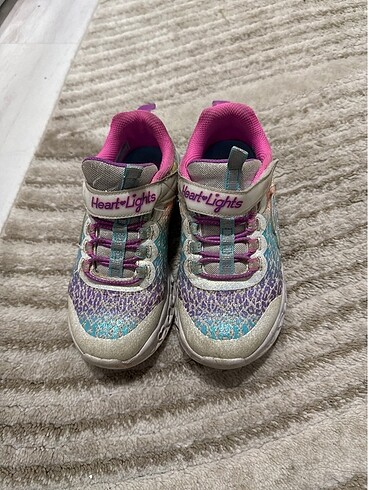 29 numara skechers