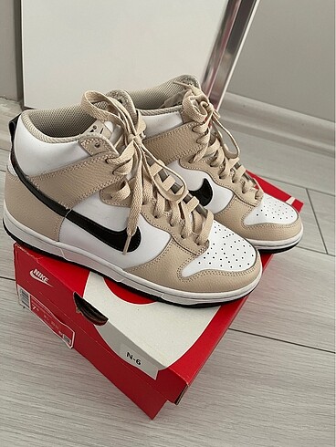 38,5 Beden beyaz Renk Nike Dunk High