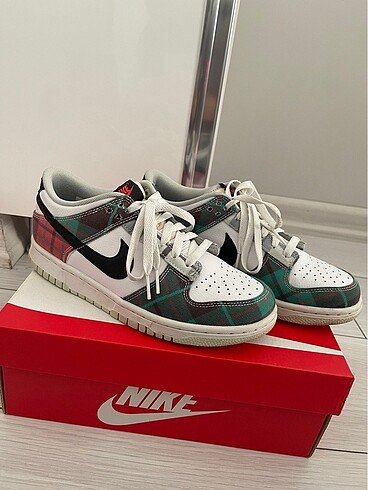 Nike Dunk Low