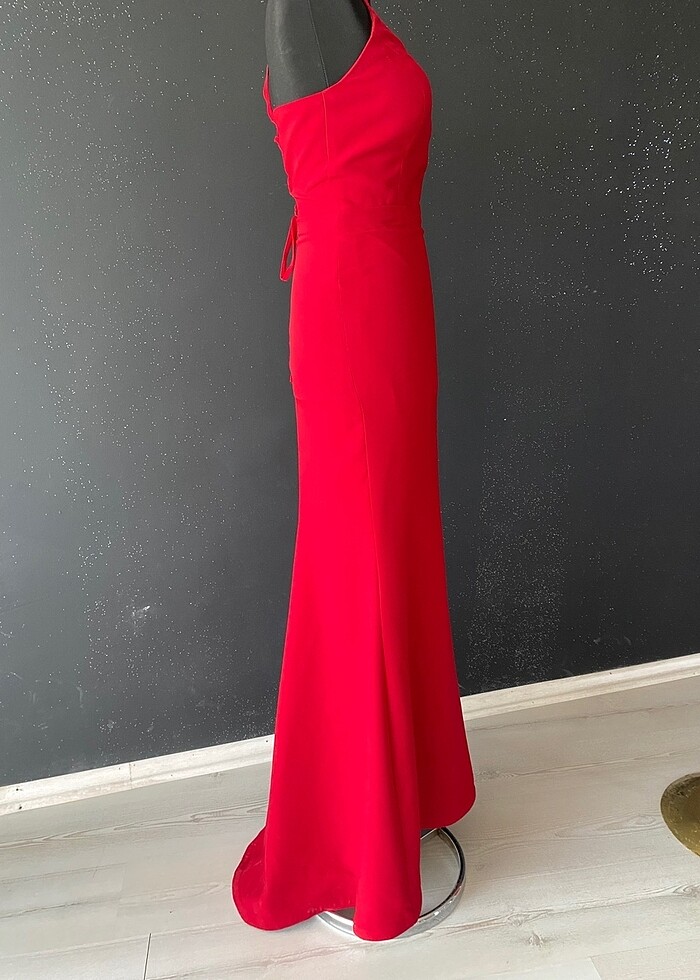 Kırmızı abiye elbise - Görsel 3