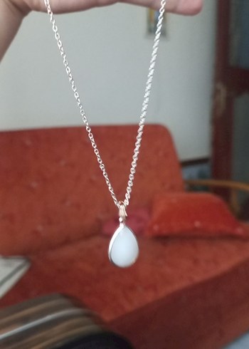 Beyaz Damla Taşlı Zincir Kolye