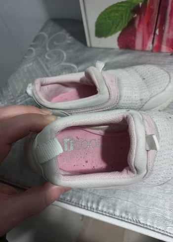 Kız Çocuk Beyaz Cırt Cırtlı Spor Ayakkabı - Görsel 3