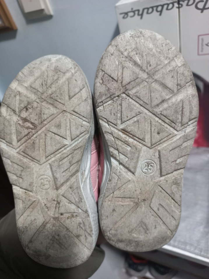 Kız Çocuk Pembe Velcro Spor Ayakkabı - Görsel 3