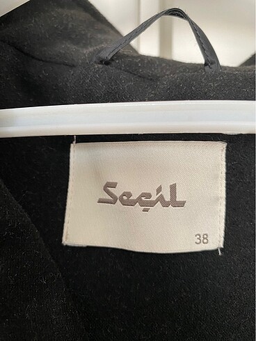 Seçil Kaban / Mont