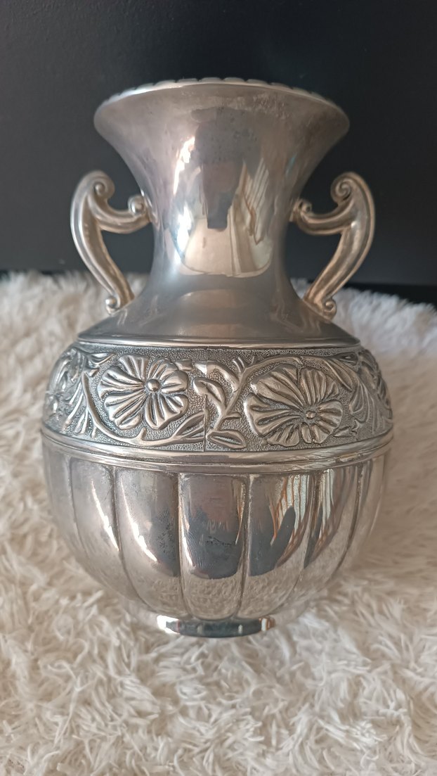 Gümüş Kaplama Çiçek Desenli Vazo - Görsel 4