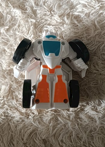 Araca Dönüşen Robot (Transformers) - Görsel 5