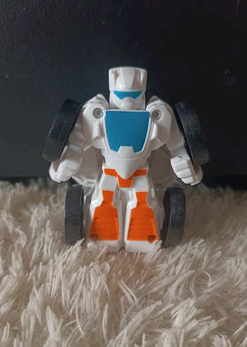 Araca Dönüşen Robot (Transformers) - Görsel 3