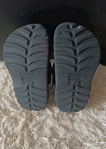 16 Beden çeşitli Renk Crocs Sünger Bob Terlik