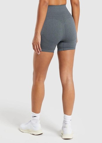 m Beden gri Renk Gymshark Spor Short Sıfırdır. #gymshark