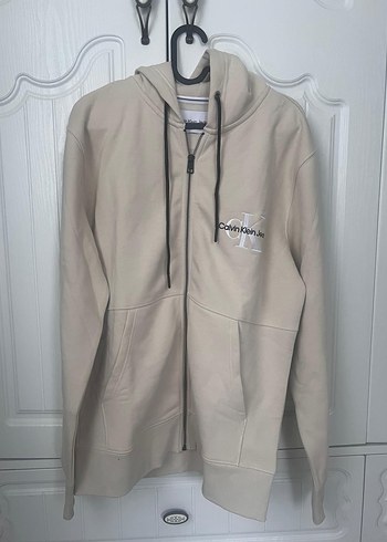 calvin-klein m