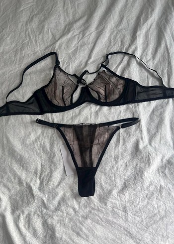 Criss - Cross İthal Transparan İç Çamaşırı Takımı - Görsel 2