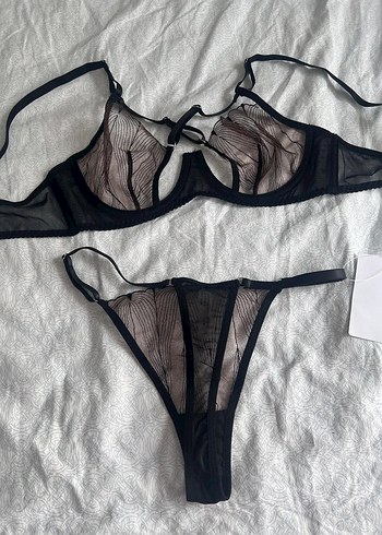 Criss - Cross İthal Transparan İç Çamaşırı Takımı - Görsel 3