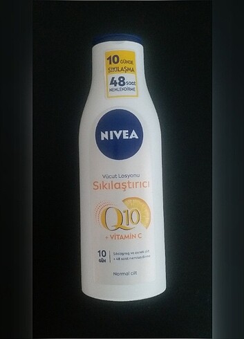 Nivea Q10 + Vitamin C Sıkılaştırıcı Vücut Losyonu.