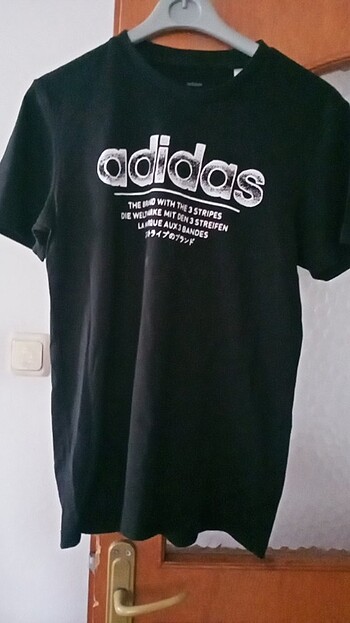 Adidas tişört 