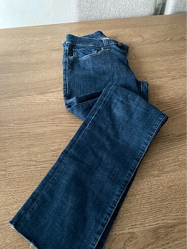 Maçı jeans