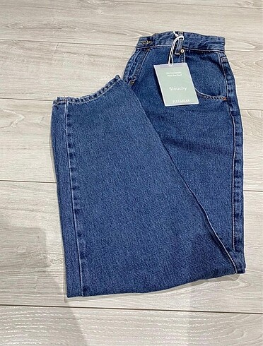 42 Beden PULL&BEAR mavi jean