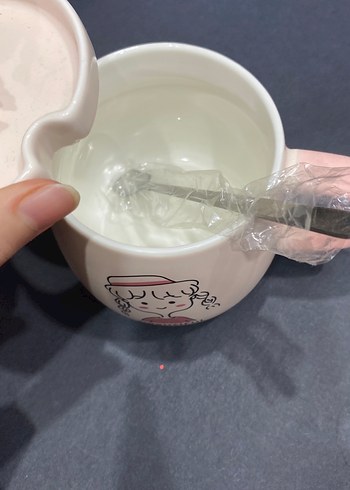 Pembe Kız Figürlü Seramik Kupa - Görsel 2