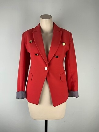 Mango Blazer %70 İndirimli.