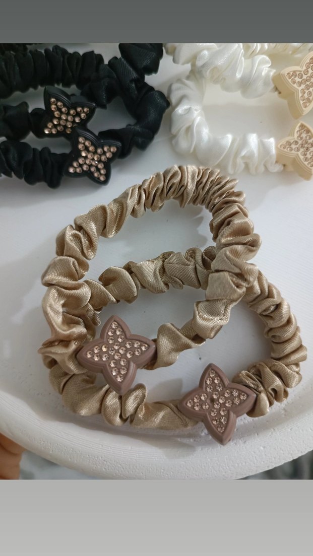 Saten Yıldız Detaylı Elastik Saç Tokası - Görsel 2