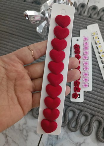 Çiçek ve Kalp Desenli Saç Küpesi - Görsel 4