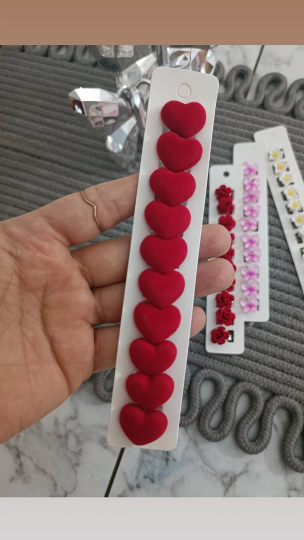 Çiçek ve Kalp Desenli Saç Küpesi - Görsel 4