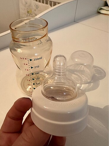 Beden beyaz Renk Mamajoo 250 ml biberon